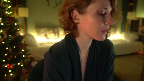 Evi online show from 12-22-24, 01:55