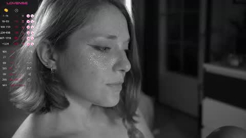 Evi online show from 07-26-26, 06:59
