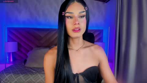 Snapshot of _tiffany_collins chatting on 05-08-26, 07:14 tiffany online show from 05-08-26, 07:14