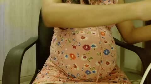 Rousse  online show from 04-27-26, 01:25