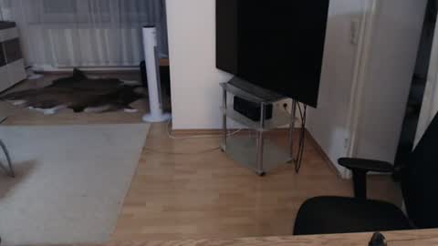 Snapshot of _trythis_ chatting on 07-21-26, 06:54 _trythis_ online show from 07-21-26, 06:54