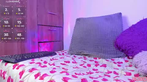     online show from 07-31-26, 03:06