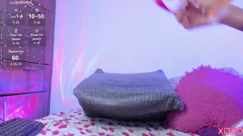     online show from 08-05-26, 02:58