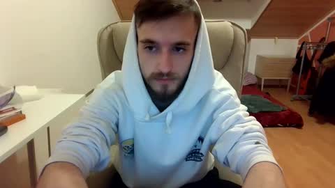 Snapshot of _v_l_a_d_ chatting on 02-06-25, 06:02 Vlad online show from 02-06-25, 06:02