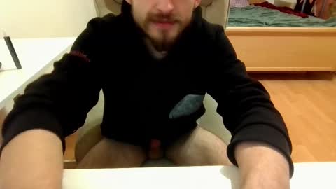 Snapshot of _v_l_a_d_ chatting on 02-12-25, 07:56 Vlad online show from 02-12-25, 07:56