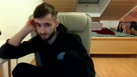 Snapshot of _v_l_a_d_ chatting on 02-13-25, 11:58 Vlad online show from 02-13-25, 11:58