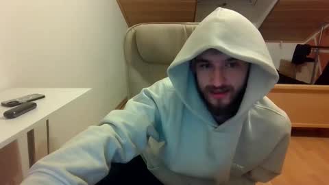 Snapshot of _v_l_a_d_ chatting on 03-04-25, 07:54 Vlad online show from 03-04-25, 07:54