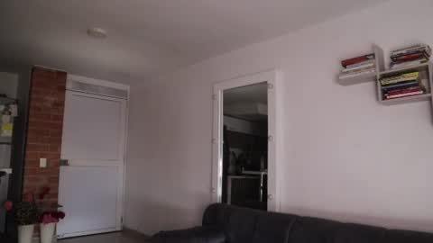Anastasia Vahos online show from 07-06-26, 12:24