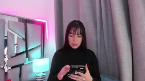 _valeria_saenz_ online show from 06-13-26, 03:15