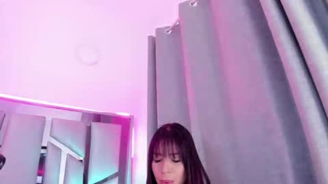 _valeria_saenz_ online show from 07-27-26, 03:02