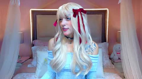 Snapshot of _valuu chatting on 05-11-26, 01:06 Valuu online show from 05-11-26, 01:06