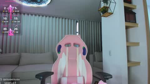 Snapshot of _veenus chatting on 02-28-25, 10:39 stephany online show from 02-28-25, 10:39