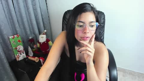 Snapshot of _vicky_sweet chatting on 12-17-24, 09:16 Vicky online show from 12-17-24, 09:16