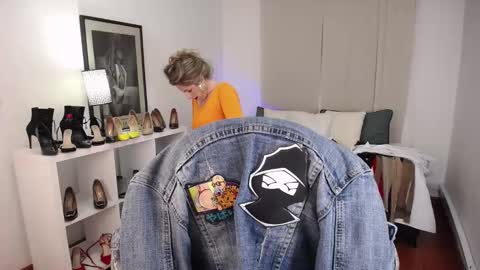 Sol online show from 01-10-25, 04:09