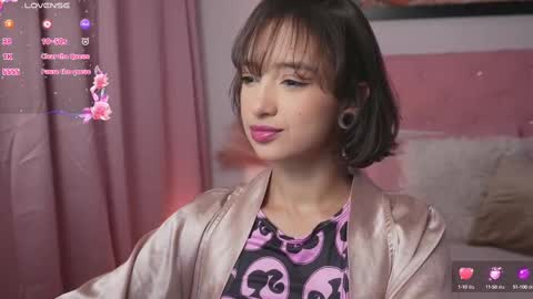 VICTORIA online show from 02-25-25, 02:25