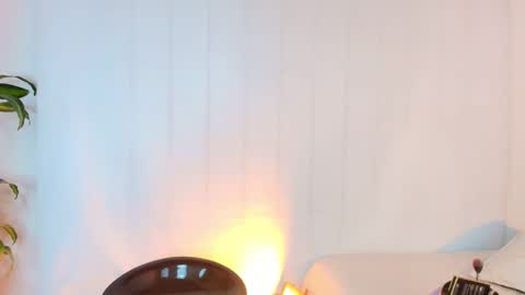 Snapshot of _victoria_foxx_ chatting on 02-08-26, 11:30 Victoria Fox online show from 02-08-26, 11:30