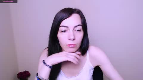 Snapshot of _violax_ chatting on 06-20-26, 08:06 Vio online show from 06-20-26, 08:06