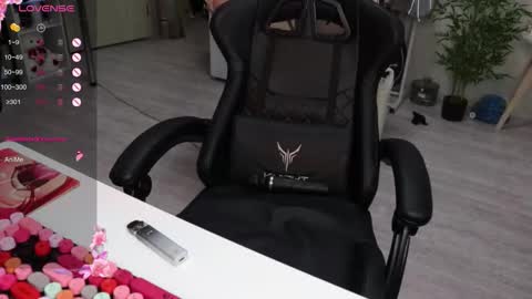 Alis online show from 12-21-25, 07:15