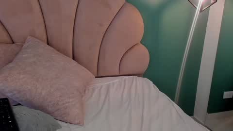  Vix  online show from 01-15-25, 12:04