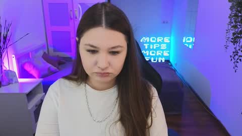 Snapshot of _wendy_evans_ chatting on 03-07-25, 01:40 Wendy online show from 03-07-25, 01:40