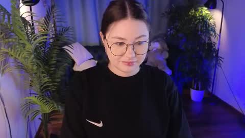 Snapshot of _wendy_evans_ chatting on 02-12-26, 01:50 Wendy online show from 02-12-26, 01:50