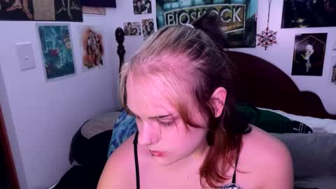 Snapshot of _xxalexx chatting on 10-03-25, 02:52 _xxalexx online show from 10-03-25, 02:52