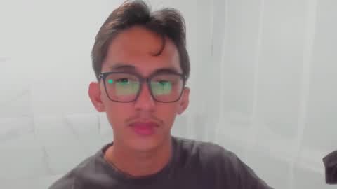 Snapshot of _xxhavefunwithme69_ chatting on 11-20-25, 05:56 Andrei online show from 11-20-25, 05:56