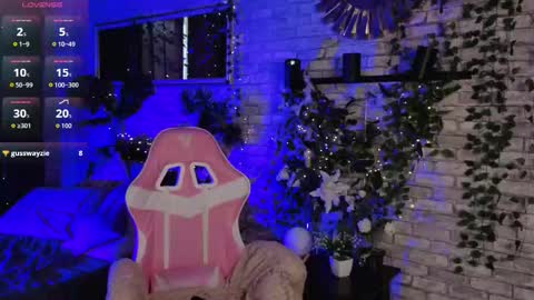 Snapshot of _yolandi__ chatting on 03-10-26, 02:00 Yola online show from 03-10-26, 02:00