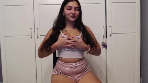 Snapshot of _your_love chatting on 07-27-26, 10:17 Niki online show from 07-27-26, 10:17