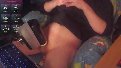 _yourcuteboy_ online show from 12-04-25, 09:56