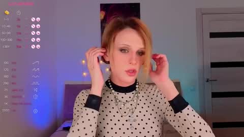 LITTLE FOX online show from 02-23-26, 02:20