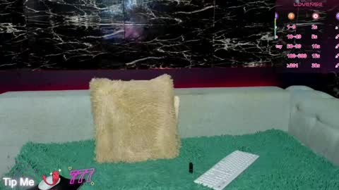Sasha online show from 05-20-26, 06:36