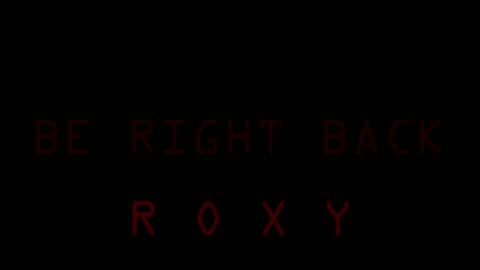 Snapshot of _yourwetdreams_ chatting on 05-03-26, 11:33 Roxy online show from 05-03-26, 11:33