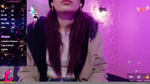 Yuyi online show from 11-01-25, 12:18