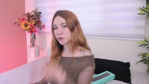 Zoe  online show from 06-14-26, 02:30