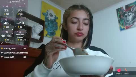 Zoe  online show from 03-05-25, 09:26