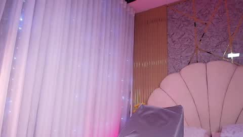 Aisha online show from 04-29-26, 11:58