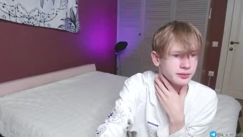 Kris Michael online show from 09-12-25, 04:07