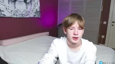 Kris Michael online show from 09-23-25, 08:23