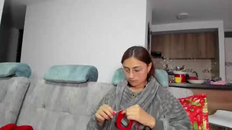 Snapshot of a_sexy_couple__ chatting on 12-06-24, 11:36 A Sexy Couple online show from 12-06-24, 11:36