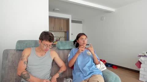 Snapshot of a_sexy_couple__ chatting on 01-07-25, 07:28 A Sexy Couple online show from 01-07-25, 07:28