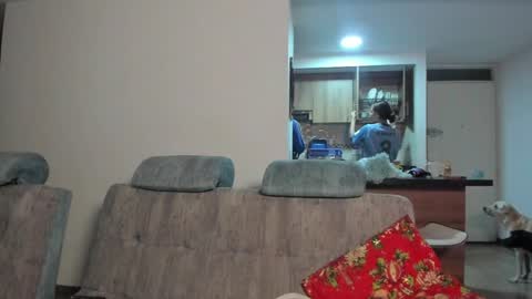 Snapshot of a_sexy_couple__ chatting on 01-08-25, 01:32 A Sexy Couple online show from 01-08-25, 01:32