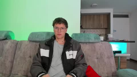 Snapshot of a_sexy_couple__ chatting on 01-23-25, 02:17 A Sexy Couple online show from 01-23-25, 02:17