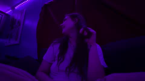 Snapshot of aa_xys1 chatting on 10-30-25, 04:14 aa_xys1 online show from 10-30-25, 04:14