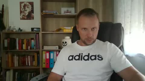 Long distance cumshot online show from 11-13-25, 09:30