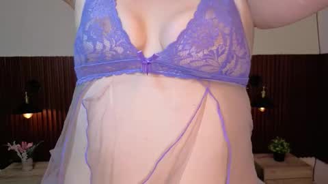 Snapshot of aabby_lee chatting on 03-13-26, 07:09 Abby Lee online show from 03-13-26, 07:09