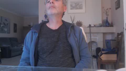 Aalex1717 online show from 12-04-25, 08:34