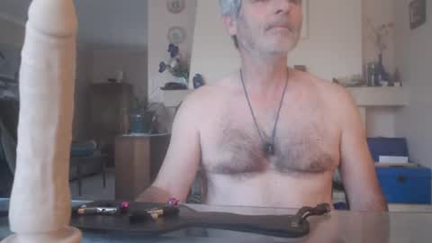 Aalex1717 online show from 06-12-26, 04:33