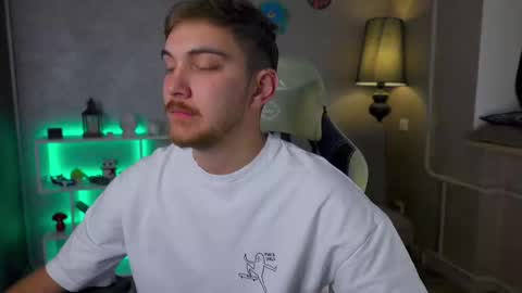 Alex online show from 02-09-25, 06:33