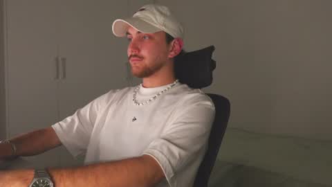 Alex online show from 07-08-26, 02:38